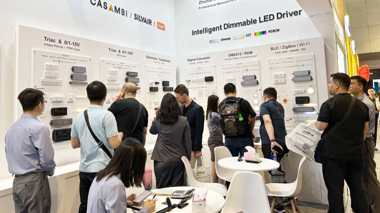 Suretron Showcases Innovative Smart Power Supplies at The Hong Kong Spring Lighting Fair 2024